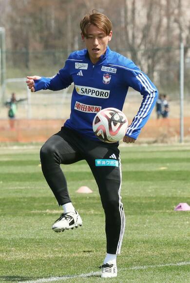 サッカーJ1・アルビレックス新潟］開幕から無敗の強敵に「最初に土を