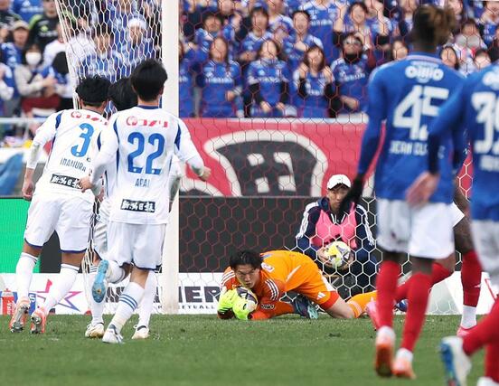 J1デビューを果たしたGK藤田和輝=日産ス