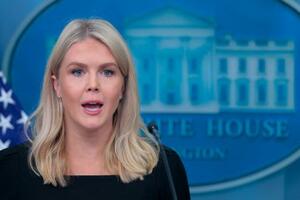 イスラエルとイランの交戦を巡り記者会見で発言するレビット米大統領報道官=19日、ワシントン(ゲッティ=共同)