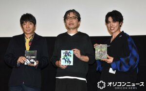 アニメ『機動戦士Gundam GQuuuuuuX』4K ULTRA HD Blu-ray＋Blu-ray＆DVD発売記念上映会に登壇した（左から）榎戸洋司氏、鶴巻和哉監督、土屋神葉 （C）ORICON NewS inc.