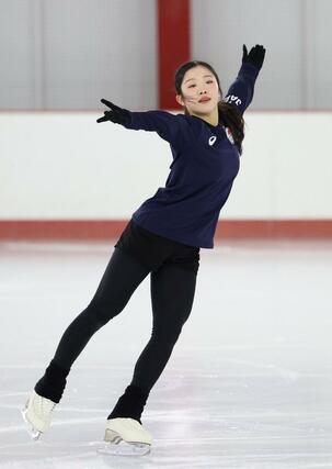 練習を公開した中井亜美＝千葉県船橋市