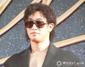 マイケル風ウェーブヘアで登場した関口メンディー （C）ORICON NewS inc.