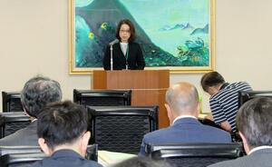 7月20日投開票が確実となった参院選に向けて開かれた立候補予定者説明会=17日、県庁