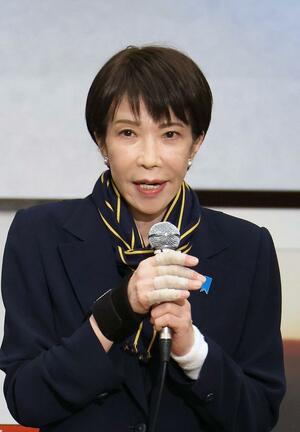 自民党候補の応援のため来県し、講演する高市早苗首相＝２日、上越市