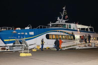 粟島汽船の客船「きらら」、3日から運航再開 | 新潟日報