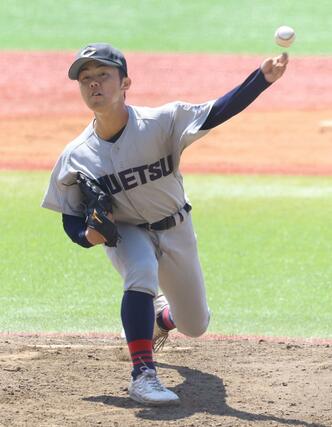 中越－新潟産大付　中越２番手の遠藤快斗＝エコスタ