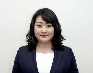 安田佳世氏