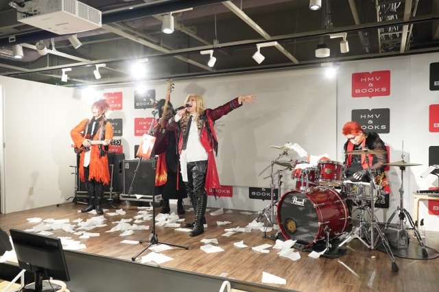 有吉の壁 発のバンド 美炎 夢は紅白も 4人で司会を 笑 新潟日報デジタルプラス 有吉の壁 発のバンド 美炎 夢は紅白も 4人で司会を 笑 新潟日報デジタルプラス