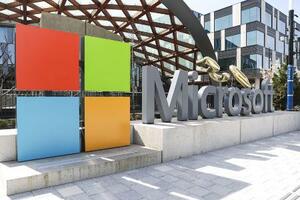 米マイクロソフトのロゴ(AP=共同)