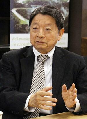 片山善博氏