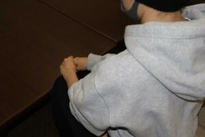 　取材に応じる中田一美さん（仮名）＝２０２５年１０月２５日、東京都港区