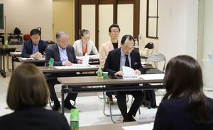 西堀ローサの事業状況などが報告された新潟地下開発の株主総会=新潟市中央区西堀前通