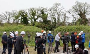 　クマが「緊急銃猟」で駆除された現場＝３０日午後、富山市