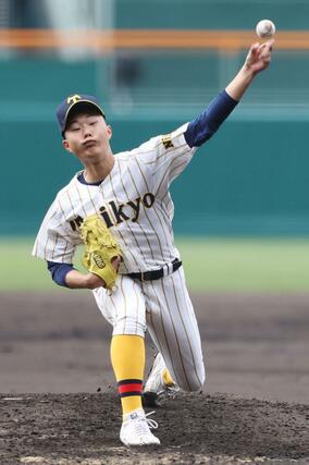 帝京長岡先発の工藤壱朗＝２３日、阪神甲子園球場