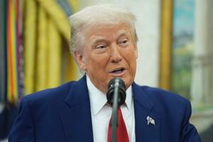 米ホワイトハウスで話すトランプ大統領=5月28日(AP=共同)