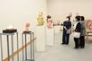 個性豊かな作品が並ぶ長岡市美術協会の彫刻展＝８日、長岡市学校町１