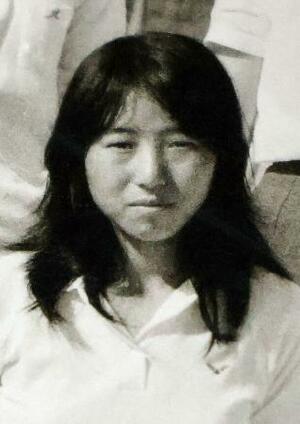 安福久美子容疑者(高校の卒業アルバムから)