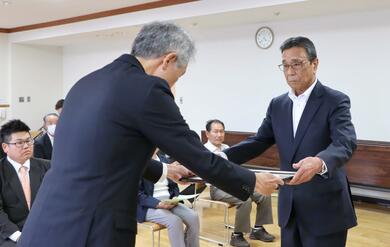 免許証を受け取った時、無事故・無違反を心に誓った」 新潟県警妙高署