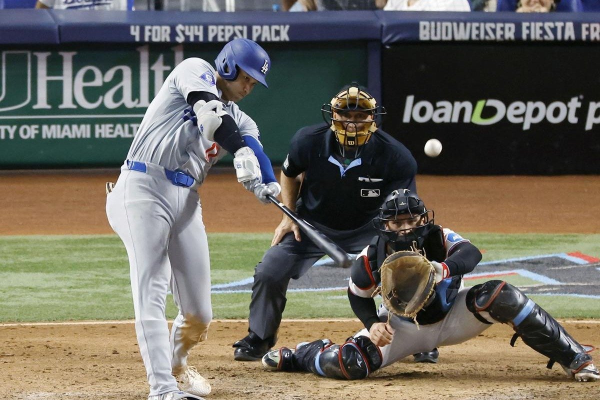 大谷翔平が「50本塁打、50盗塁」到達 メジャー史上初の偉業、スーパー