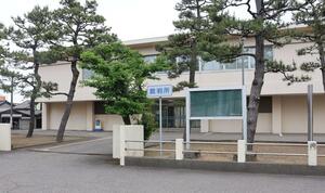 柏崎簡易裁判所=柏崎市諏訪町