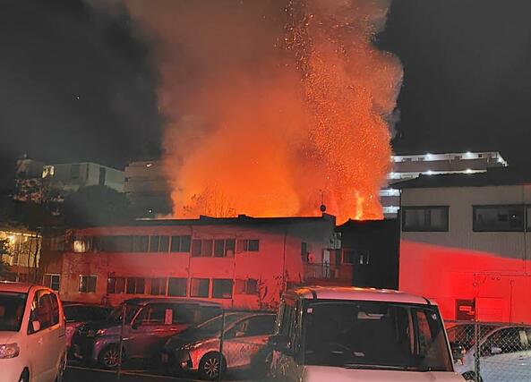 新潟市中央区古町通2の火災
