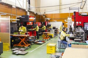 十日町市にあるスタックスの事業所=2017年3月(スタックス提供)
