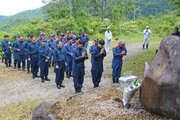 魚沼市の浅草岳遭難事故26年「風化させない」、小出署員・消防職員ら二次災害の絶無誓う