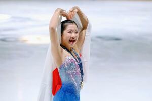 グランプリシリーズ初出場優勝を果たした中井亜美=アンジェ(共同)
