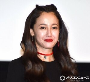 成田凌にイジられた沢尻エリカ （C）ORICON NewS inc.