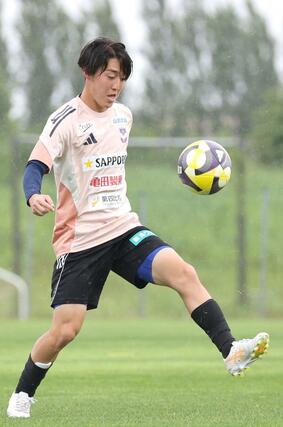 MF奥村仁=6月24日、聖籠町