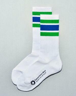 ファミリーマートのプライベートブランド「コンビニエンスウェア」のソックス