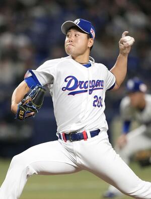 ８回に登板し、打者３人で終わらせた中日・牧野＝バンテリンドーム