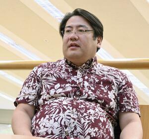 インタビューに答える情報通信研究機構の鳥澤健太郎フェロー