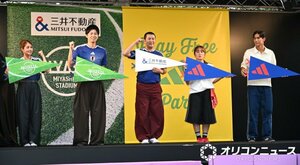 「adidas PLAY FREE PARK」オープニングイベントに登壇した（左から）永島優美、西村真二、きょん、 岩渕真奈、武藤嘉紀 （C）ORICON NewS inc.