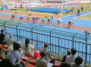 弥彦競輪場で4日間開催され、計85億円超の売り上げとなった寬仁親王牌=2024年10月