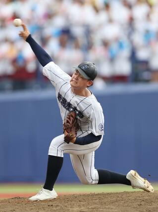 新潟産大付－中越　新潟産大付２番手で登板し７回無失点に抑えた宮田塁翔＝エコスタ　