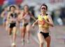 　女子七種競技　日本新記録で２連覇した田中友梨の８００メートル＝ヒマラヤスタジアム岐阜