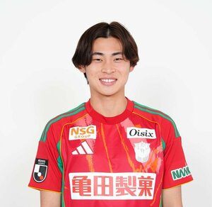 MF笠井佳祐(C)アルビレックス新潟
