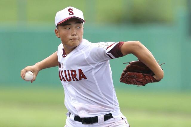 村上桜ケ丘－新潟西　無安打無得点試合を達成した、村上桜ケ丘の渡辺勇陽＝新発田市五十公野