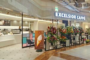 県内に初出店したエクセルシオールカフェ=新潟市中央区の万代シテイビルボードプレイス