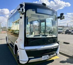 岐阜市が新たに導入する自動運転バスと同型の車両(岐阜市提供)