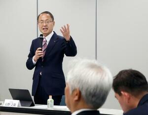 　トキの放鳥について話し合う協議会であいさつする石川県の山野之義知事＝２７日午後、石川県輪島市