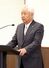 職員に年頭の言葉を述べる品田宏夫刈羽村長=1月6日、刈羽村役場