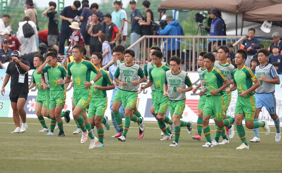 ユニフォーム サッカー 海外  2024