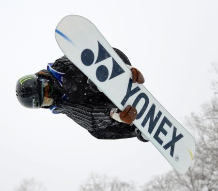 プレミア　初代スノーボード 工藤璃星と菊地原小弥汰が優勝 スノボ全日本ハーフパイプ | 新潟日報