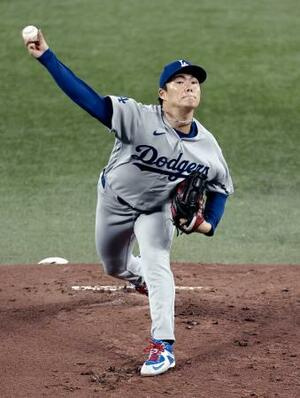 ブルージェイズ戦に先発したドジャース・山本=トロント(共同)