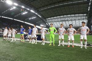 ２－３で敗れた新潟＝５月６日、ノエビアスタジアム神戸