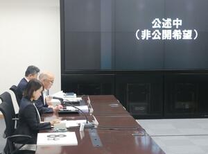 中越地域の住民らが参加した柏崎刈羽原発の再稼働に関する県主催の公聴会=27日、県庁