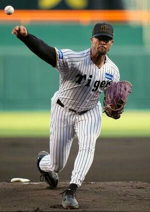 初完封で3勝目を挙げた阪神・デュプランティエ=甲子園