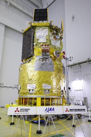 新型無人補給機「HTV―X」1号機の機体=6月、鹿児島県の種子島宇宙センター